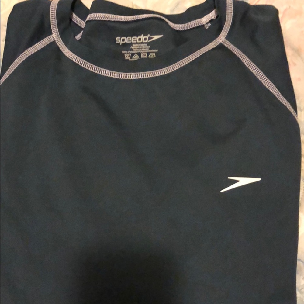 Speedo t shirt